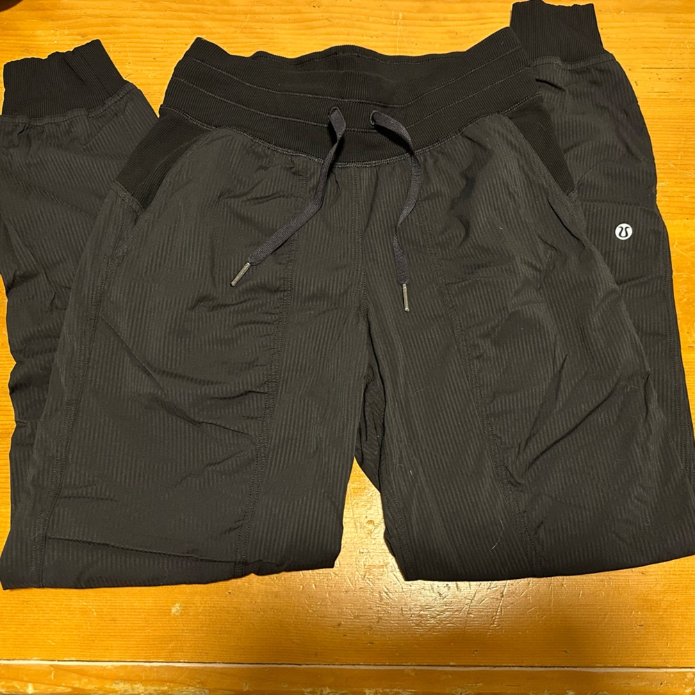 Black Lululemon joggers